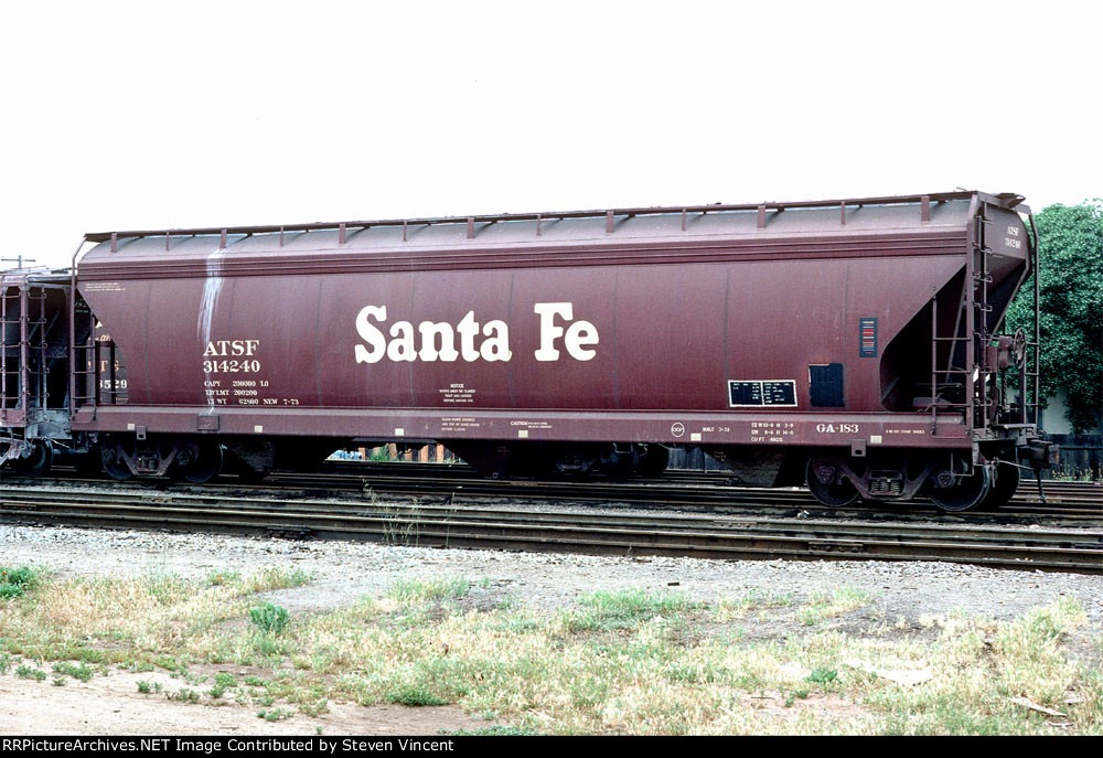 Santa Fe ACF 4600 cu ft covered hopper ATSF #314240